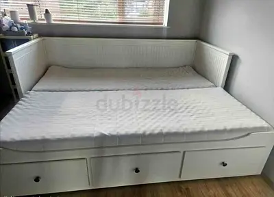 ikea hemnes daybed with 2 mattresses - great condition