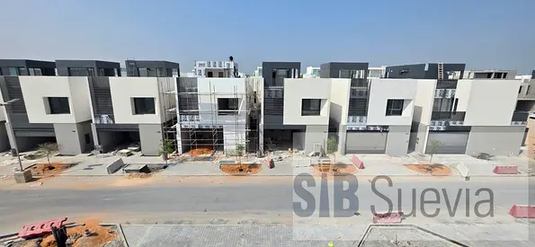 4 Bedrooms on payment plan in al zorah Ajman