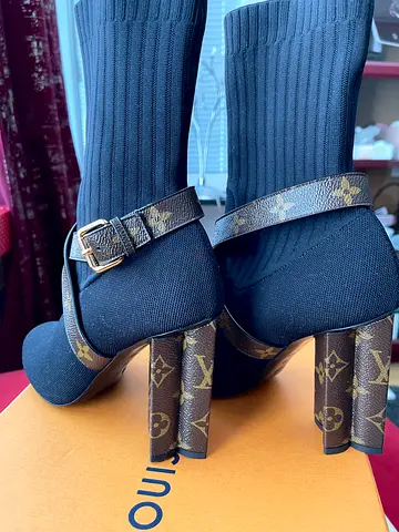 Louis Vuitton Silhouette Ankle Boots – Black Monogram | EU 40