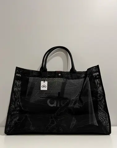 Alo Yoga Sheer Tote Bag – Black