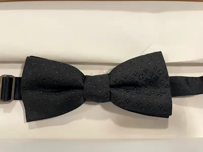 New Louis Vuitton Bow Tie Black