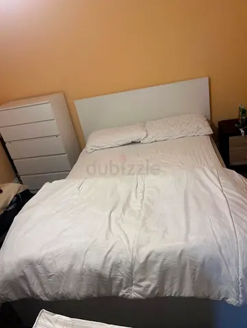 Ikea queen size hydraulic bed with mattress and storage drawers