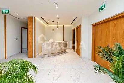 Fitted & Furnished | Vacant | 9 Parkings