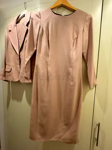Light pink women's knee-length dress, trouser and matching blazer - size approx S