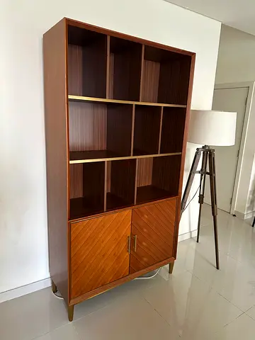 Beautiful Mid-Century Shelving unit