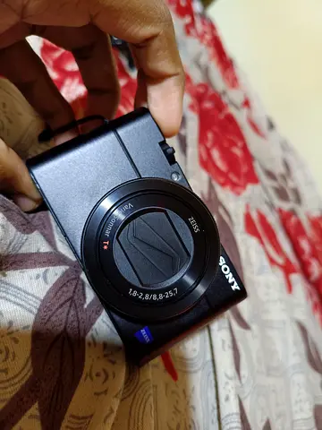 sony rx100 mark 5 camera for sale