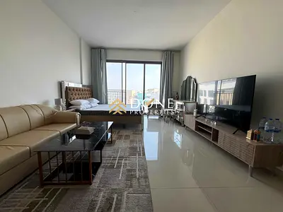 Move into this spacious studio fully furnished with brand new furniture and designed for comfortabl
