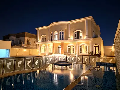 Luxurious 7 Master Bedroom Villa with 10 parkings for Rent