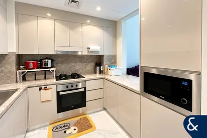 Large Two Bed | 3 Storages | Park/Pool View