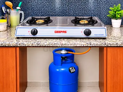 Geepas 2-Burner Gas Stove with LPG Cylinder (Ready to Use)