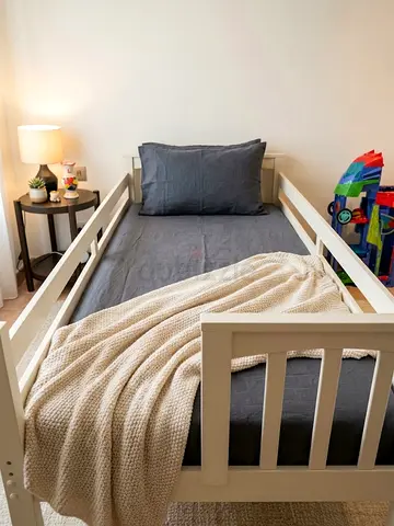 White Single bed with Slatted Frame From Ikea with Mattress