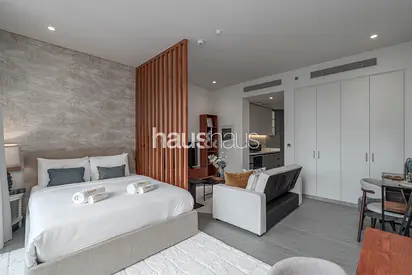 Contemporary | Sleeps 3 | Brand New