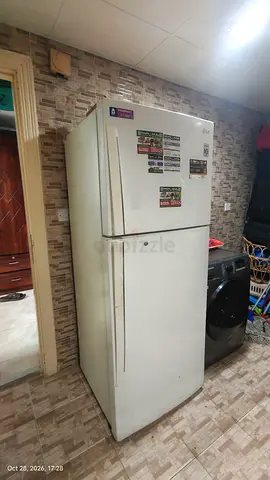 Used Whirlpool Top Freezer Refrigerator - Good Working Condition