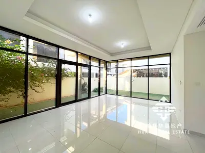 3BR Villa | Corner Unit | Garden & Courtyard Views | Tenanted