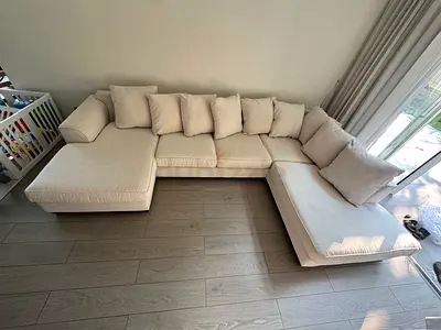 Looking Great Condition The One Kingston Sectional U Shape Sofa Beige