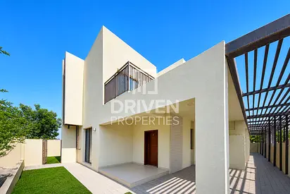 Near Expo 2020 | Family Friendly Villa | Vacant