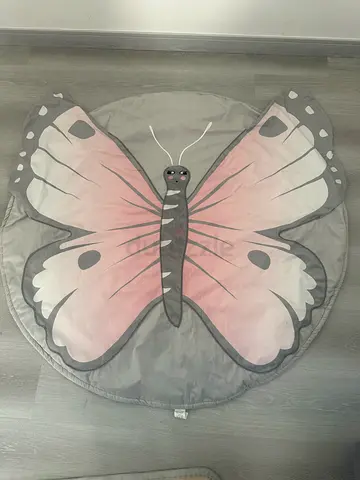 Foldable play mat 120 to 120 cm