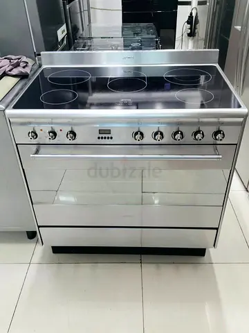 Smeg brand Stainless Steel Electric Cooker with Large Oven - Good Condition