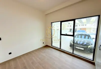 Spacious TH | Lagoon Living | Vacant Unit