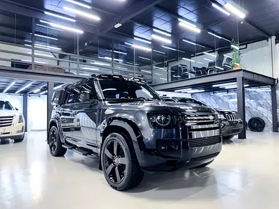 2023 Land Rover Defender 110 X P400 - European Specs