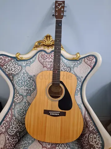 Yamaha F310 Acoustic Guitar – Natural, Very Good Condition
