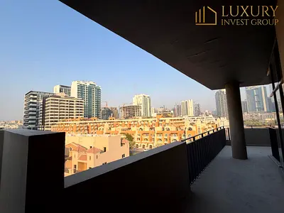 Ellington-built | Unfurnished | Large layout