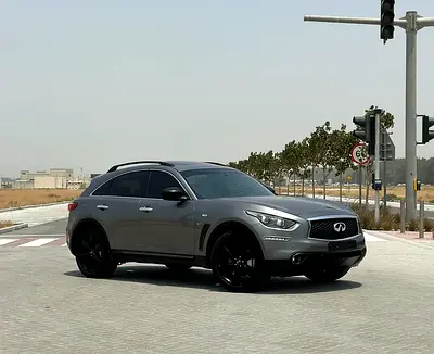 Infiniti QX70 S 2014 | GCC Specs | V6 3.7L | Well Maintained