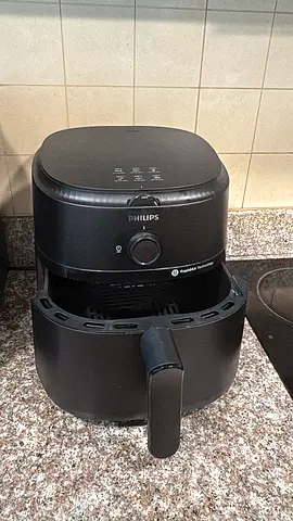 Philips Air Fryer - Compact Black, Good Working Condition