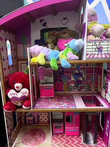 Doll house