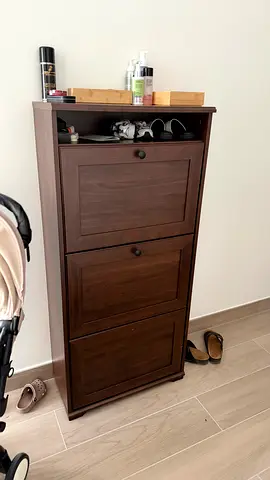 Shoes storage