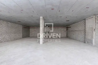 High Footfall | Corner Unit | Maximum Exposure
