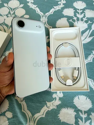 Apple iPhone Air (256 GB) - with Apple Care, Box and Cable