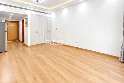 Chiller Free | Upgraded | Spacious