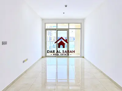Six Cheque Payment ● Good Offer ● With 2 Washroom!