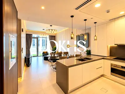 CANAL VIEW | Fully Furnished | Low Floor