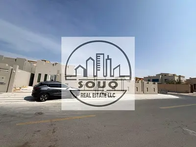 2 BR Villa with Maids Room in Brand New