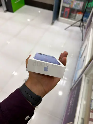 iPhone 18 pro (sealed box) - Glacier Blue 256
