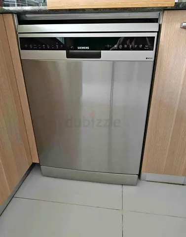 Siemens Stainless Steel Freestanding Dishwasher - Good Condition