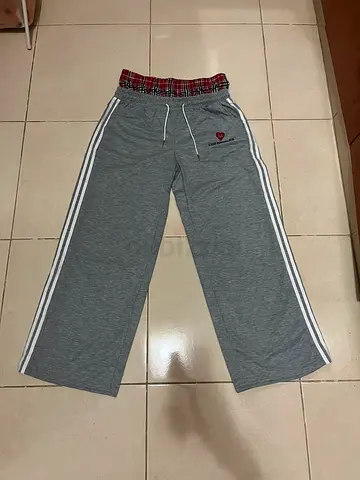 Grey sweatpants with side stripes and elastic tartan - Large