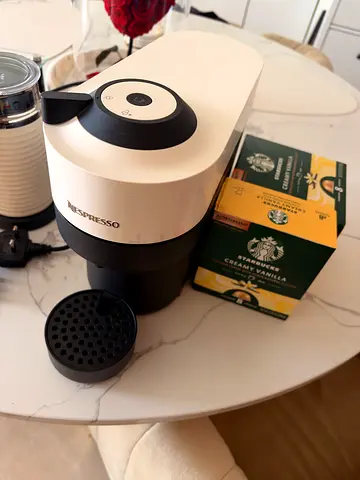 Nespresso Vertuo Pop machine + Nespresso Milk Frother