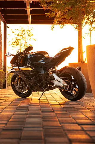 2021 R1M