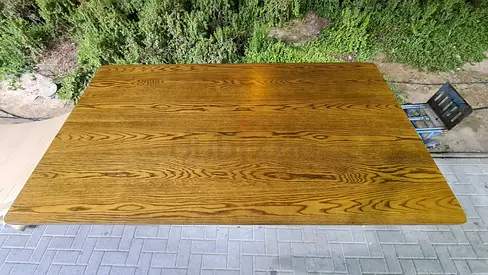Traditional vintage MDF wooden dining table for 4-6 seats