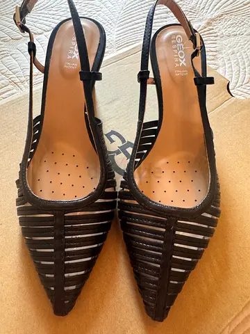 Black leather slingback sandals, gently used, size 36, GEOX