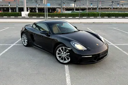 Porsche Warranty / Service History | Porsche 718 Cayman 2017 GCC Specifications (Original Paint)