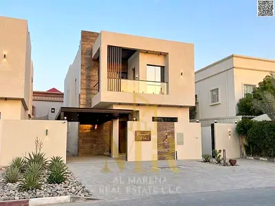 فيلا جديدة في المويهات 2 بعجمان للبيع بجانب المسجد مباشرة وشارع قار وارتداد امامى10 متر تقريباللباركن تملك حر