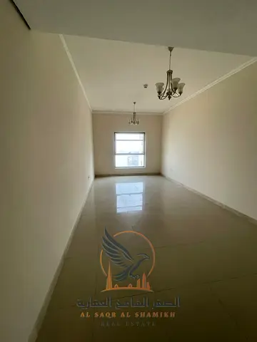باركن مجانا شهر مجانا غاز مركزي مجانا مساحات واسعة بلكونة بااطلالة غرفة خادمة غرفة غسيل  خزائن حائط موقع متميز