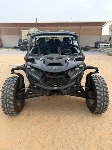 Can-Am Maverick R X RS MAX Smart-Shox Black 2026 – 4 Seater