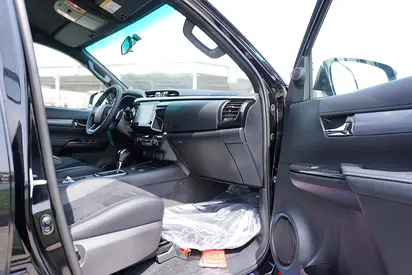 2026 Toyota HILUX — миниатюра 15