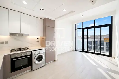 Vacant Now | High Floor | Pool and Community View