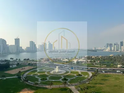 اول مخرج دبي||مساحات واسعه|| اطلال بحريه بالكامل||تكييف علي المالك|| باركينج مجاني||مطبخ واسع مع بلكونه||استور||تسهلات ف الدفع